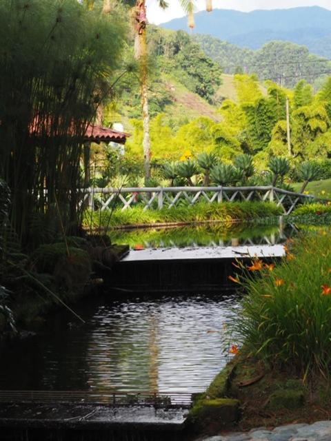 Avalon Hotel Campestre Jardín Extérieur photo